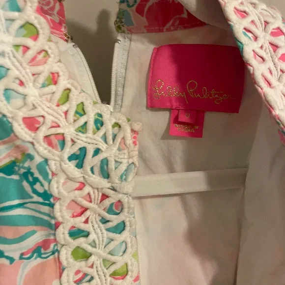 Lilly Pulitzer Aline floral mutli-color dress. Beautiful size 0 - Picture 3 of 11